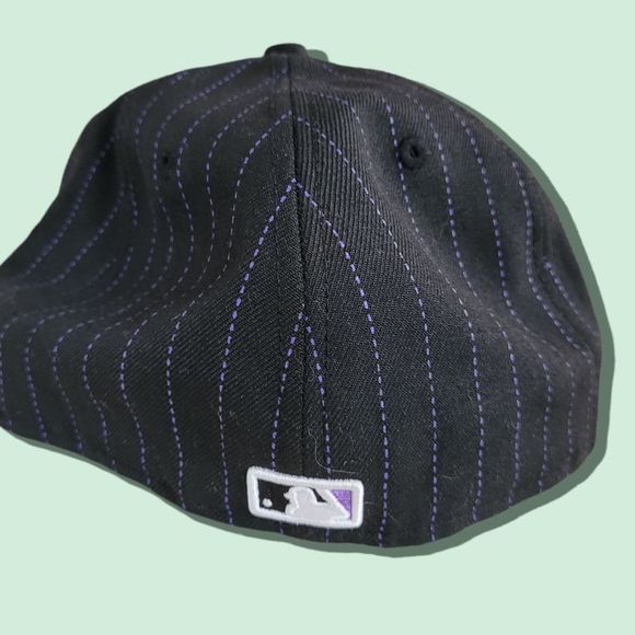 73/8 new york Yankees baseball fitted new era hat pinstripe purple and black - Picture 3 of 4